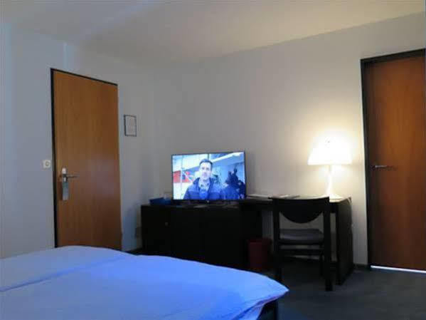 Hotel Elvezia Ascona Luaran gambar